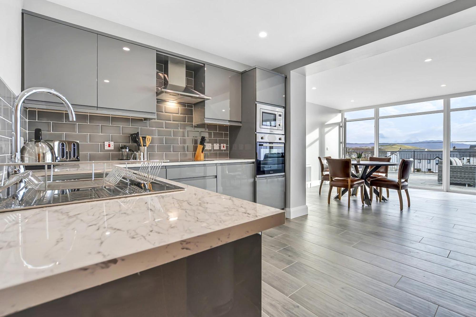 Bayview Luxury 2 Bedroom Apartment Ground Floor Downings Exterior photo